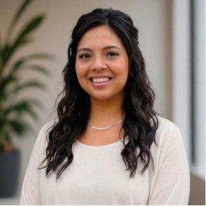 Wendy Alaniz, licensed bilingual insurance agent at The Scheiderich Agency